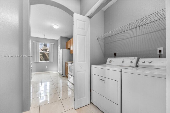 Building Photo - 24376 SW 109th Ct