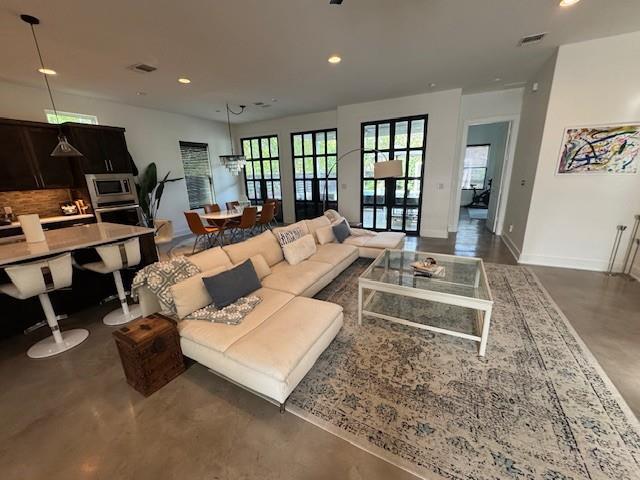 Building Photo - 510 Krebs Ln