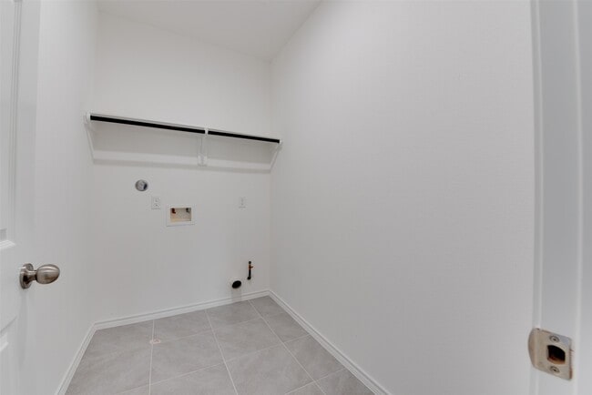 Building Photo - 8202 Homewood Ln