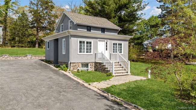 Building Photo - 143 N Rocky Point Landing Rd