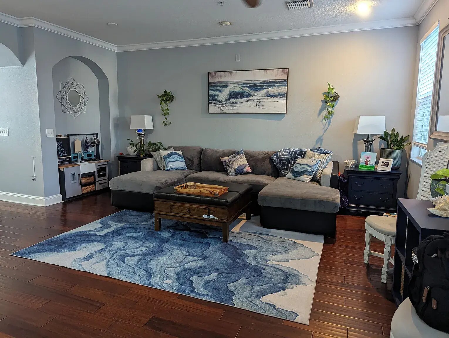 Building Photo - 3046 Pointeview Dr