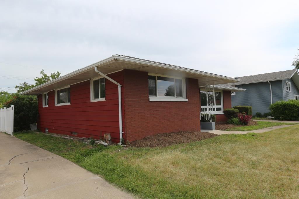 Building Photo - 3511 43rd Pl