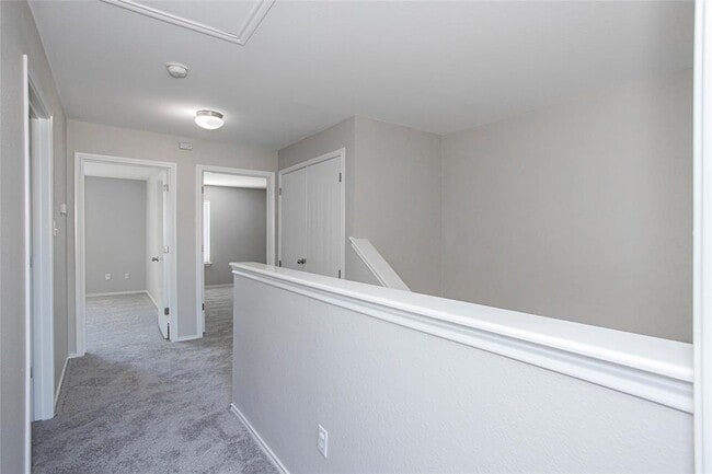 Building Photo - 311 Quarter Ave