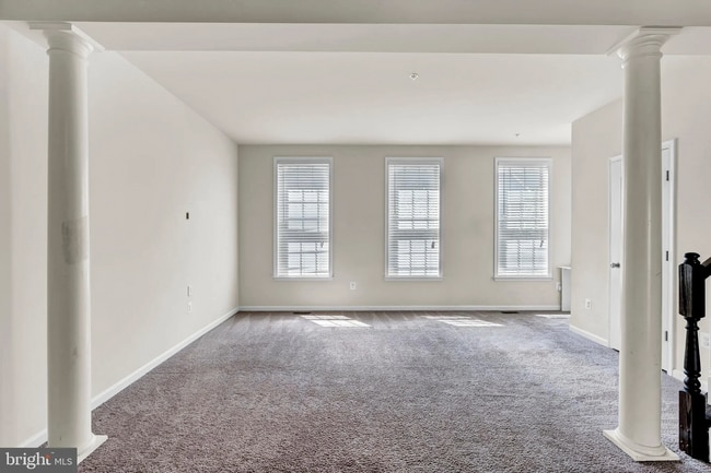 Building Photo - 9707 Smithview Pl
