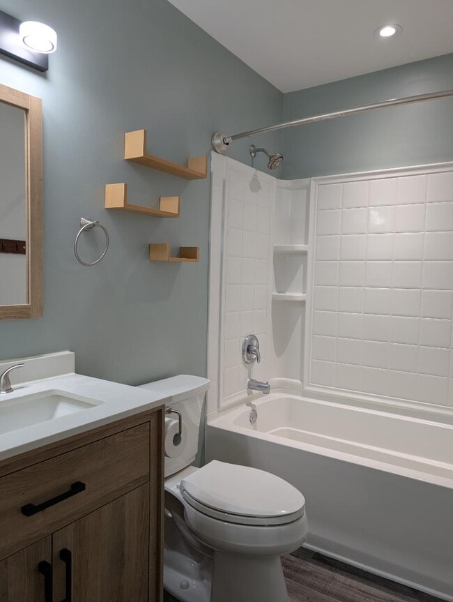 Building Photo - 8700 Doss Rd