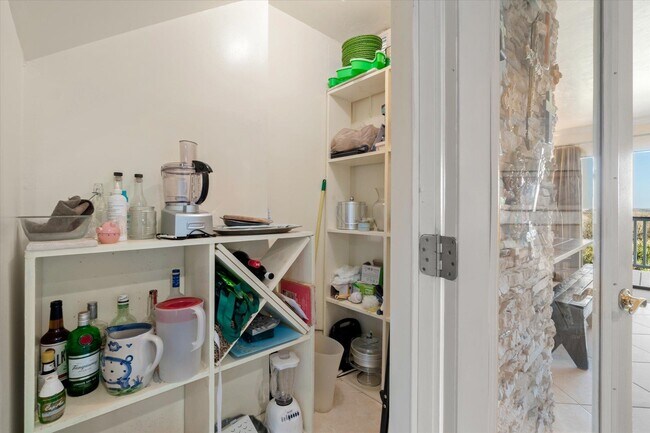 Building Photo - 3385 Coastal Hwy