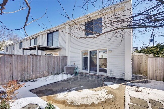 Primary Photo - 3125 17th St S