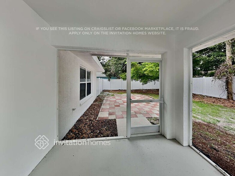 Building Photo - 4014 Ponea Dr