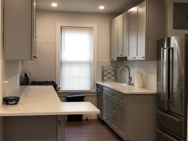 Building Photo - 43-20 Hamilton Pl