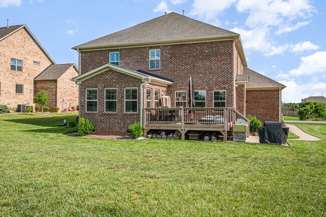 Building Photo - 6006 Tanoak Ct