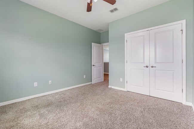 Building Photo - 11638 Woodleaf Dr