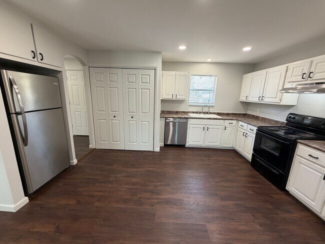 Building Photo - 1010 Minnesota Ave