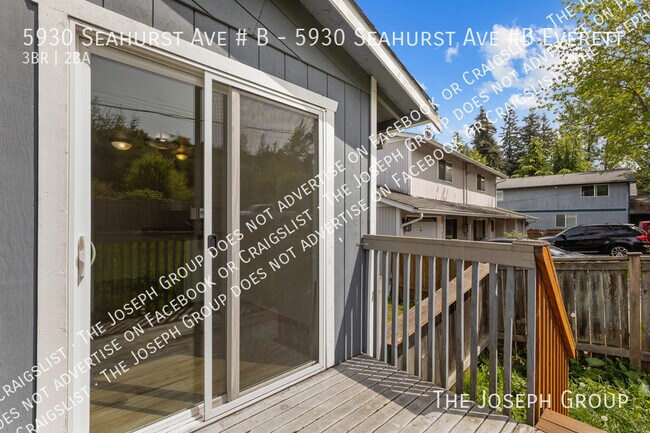 Building Photo - 5930 Seahurst Ave