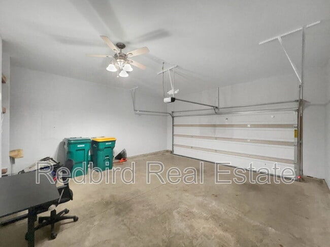 Building Photo - 1005 Lonergan Cir