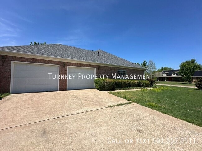 Building Photo - 18 Kimberly Pl