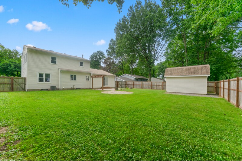 Building Photo - 158 N Colonial Dr