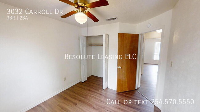 Building Photo - 3032 Carroll Dr