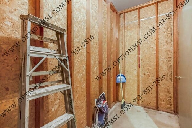 Building Photo - What a sweet ranch!