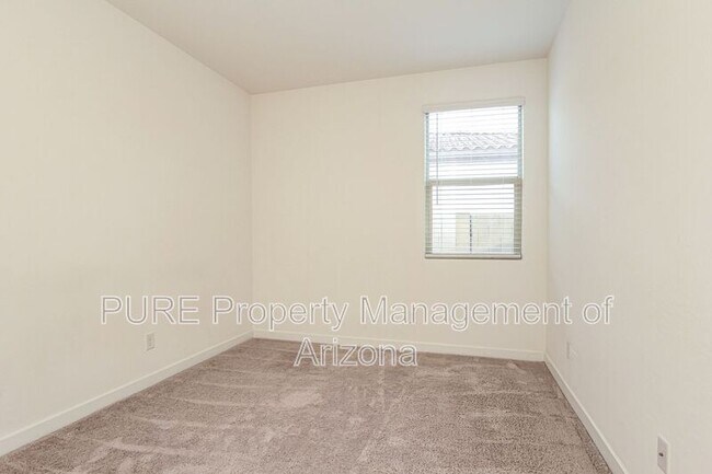 Building Photo - 12431 W Via Caballo Blanco