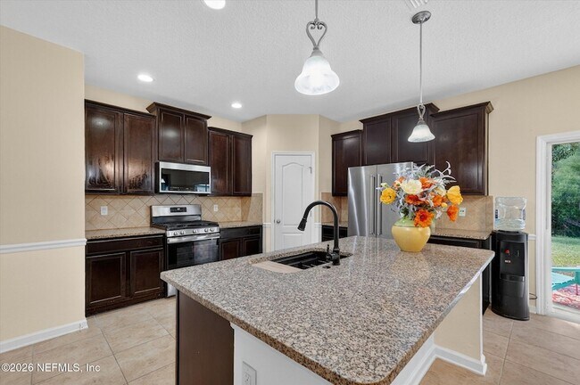Building Photo - 81 Vestavia Ct