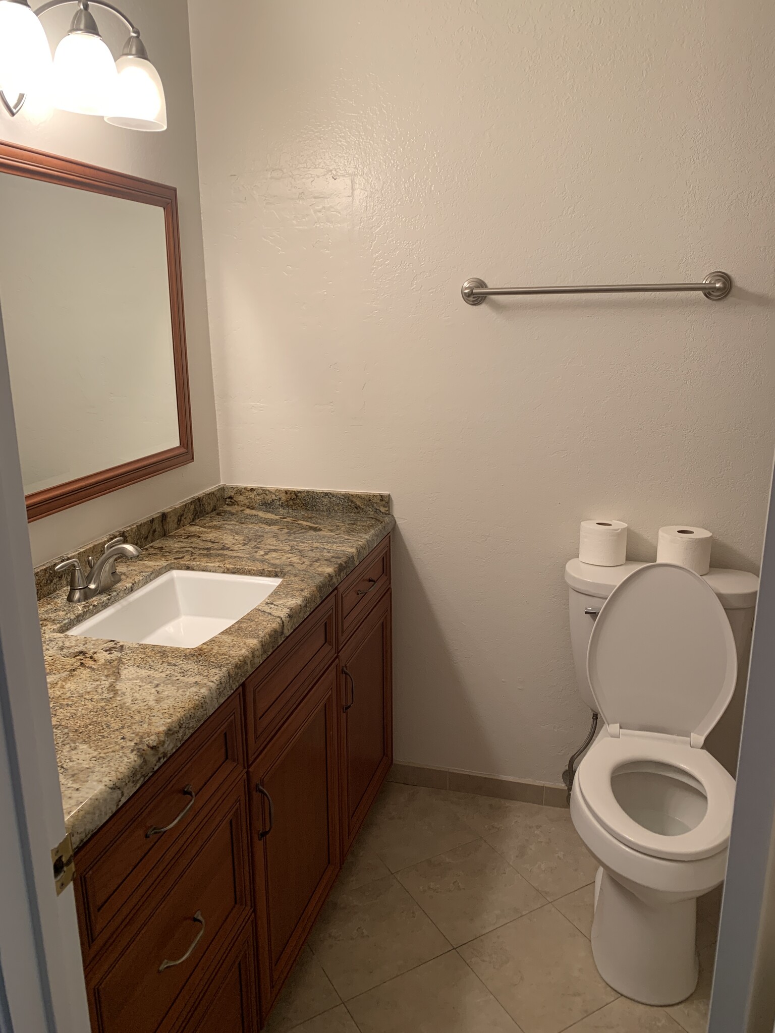 Hallway bathroom - 3212 Kemper Rd