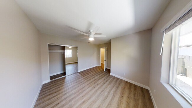 Building Photo - Newly Renovated, 7 BD 4 BR, Close to Campus!