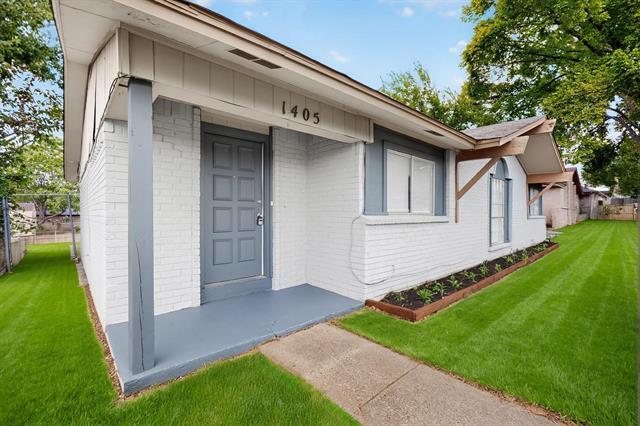 Primary Photo - 1405 Aldenwood Dr
