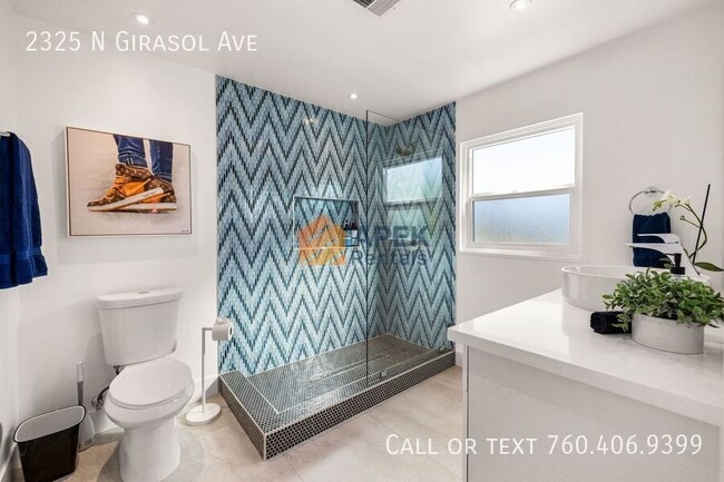 Building Photo - 2325 N Girasol Ave