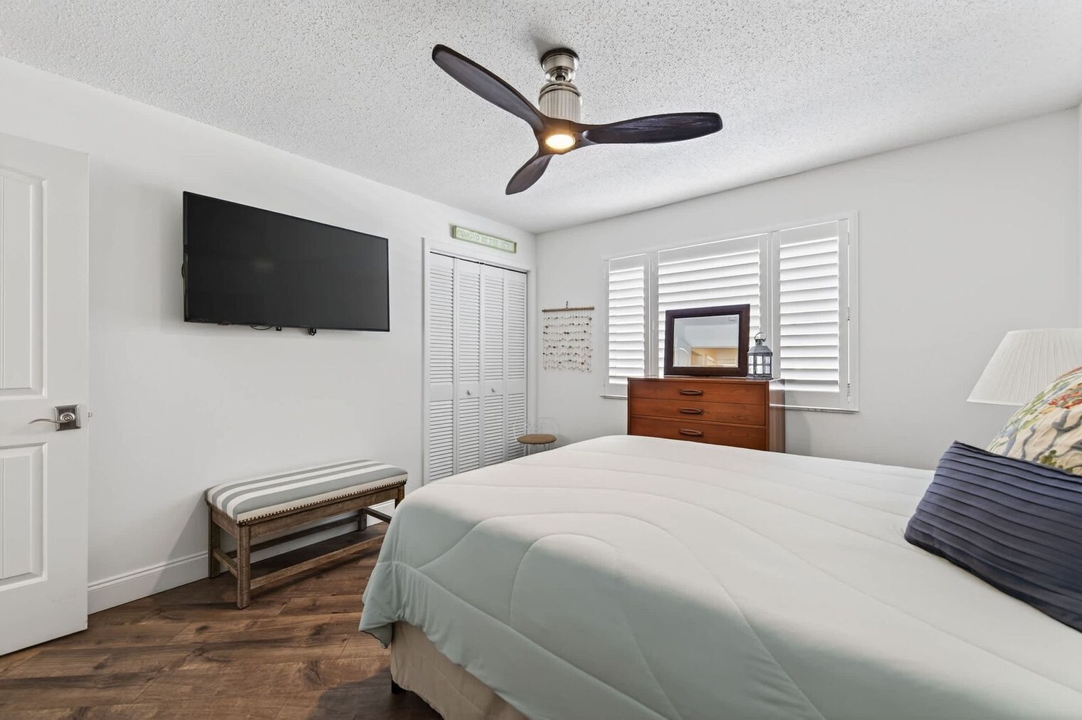 Building Photo - 2750 Ocean Shore Blvd