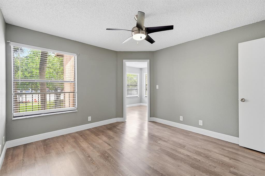 Building Photo - 2900 S University Dr