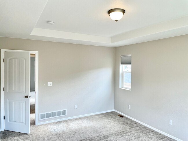 Building Photo - Built in 2021- Stunning 5 Bedroom 4 bath H...