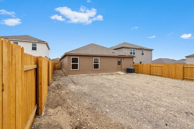 Building Photo - 205 Allington Cir