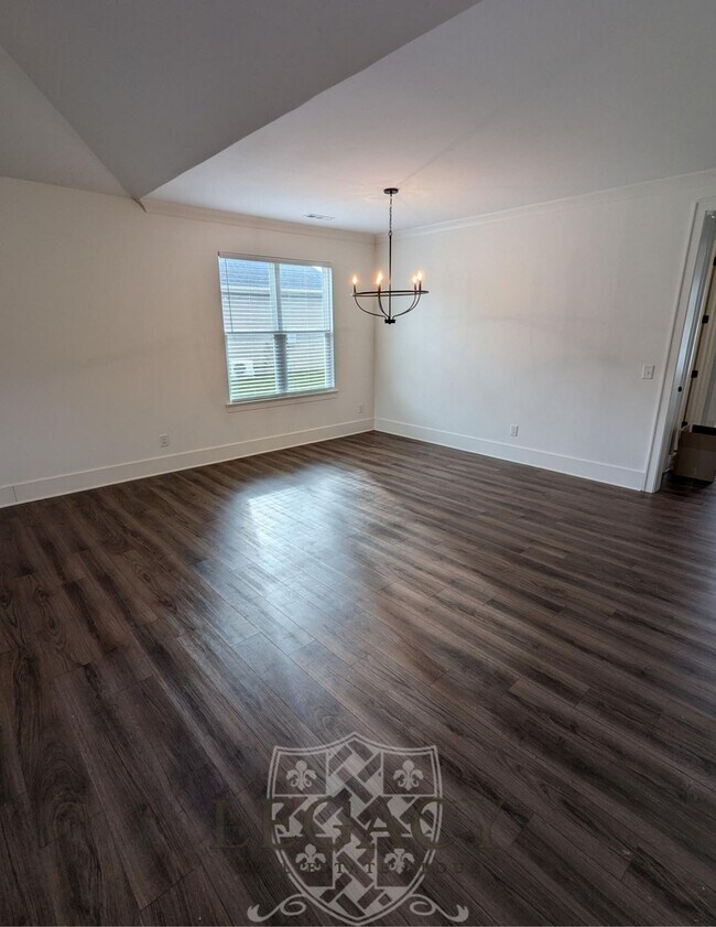 Building Photo - 7276 Ludlow Dr