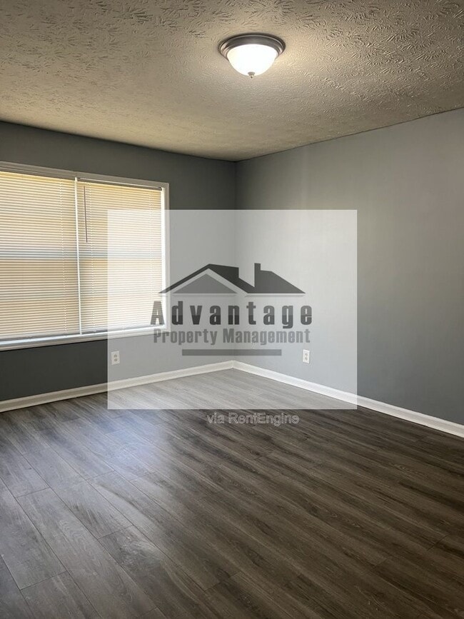 Building Photo - 9449 Cypress Ln