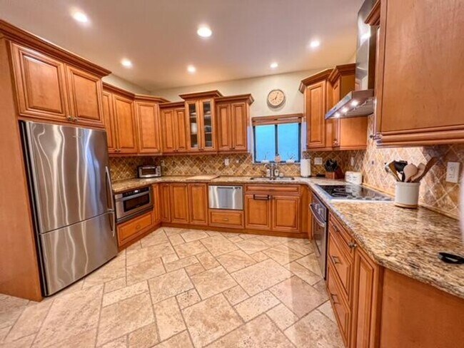 Primary Photo - 5500 Fox Hollow Dr