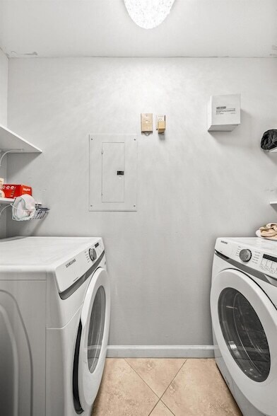 Building Photo - 11720 St Andrews Place St