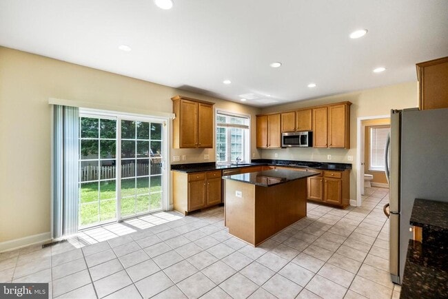 Building Photo - 9401 Old Settle Ct