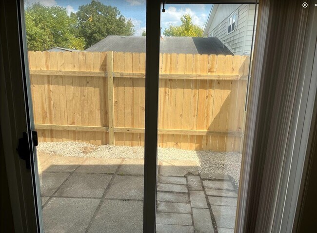 Patio - 3808 Charbonnett Ct