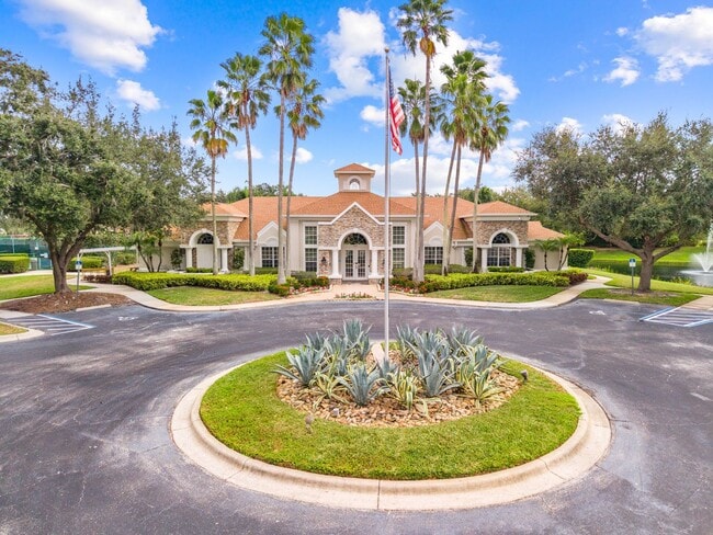 Building Photo - Immaculate 3 Bedroom Home in Gated Community - Stonefield