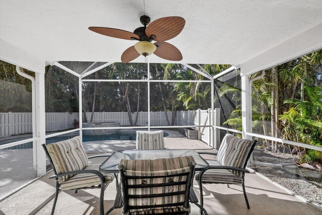 Building Photo - 2725 Pointe Cir