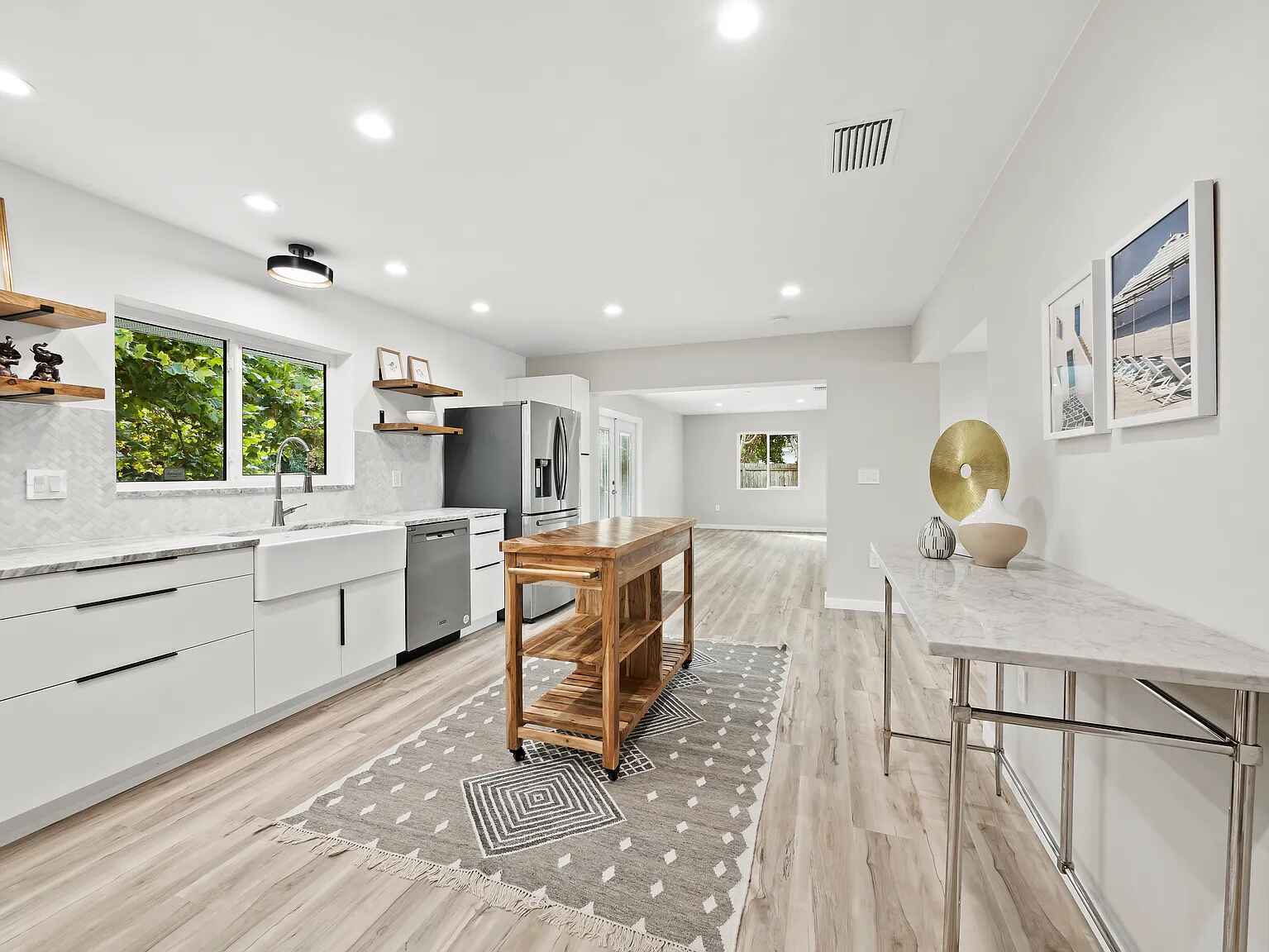 Kitchen Lighting - 3142 Rose St