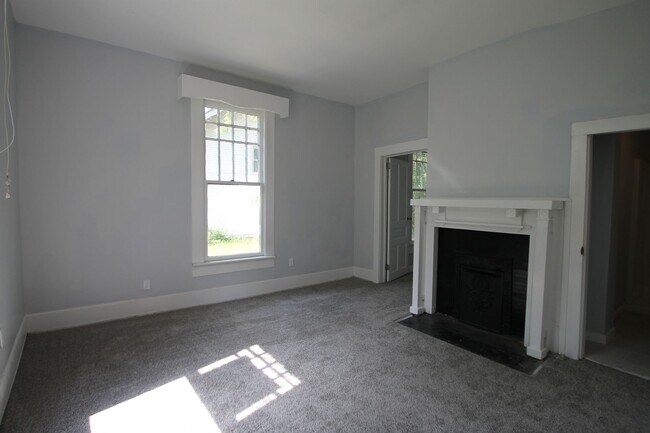 Building Photo - Exclusively Offered by Muse Realty Rentals, LLC