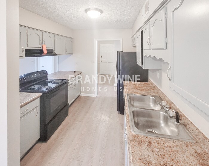 Building Photo - 4031 Friendly Way