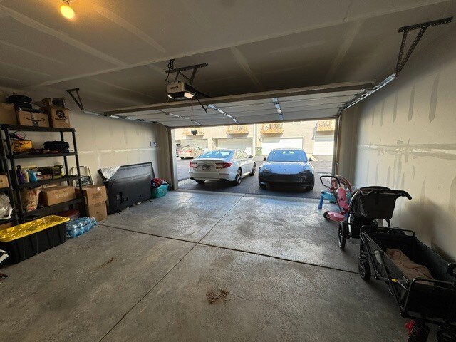 Building Photo - 1039 Briar Gln Ct