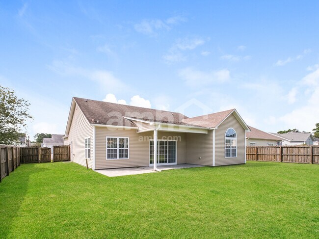 Building Photo - 1408 Parkland Way