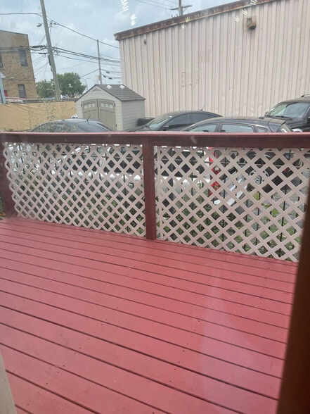 Building Photo - 2312 N Nagle Ave