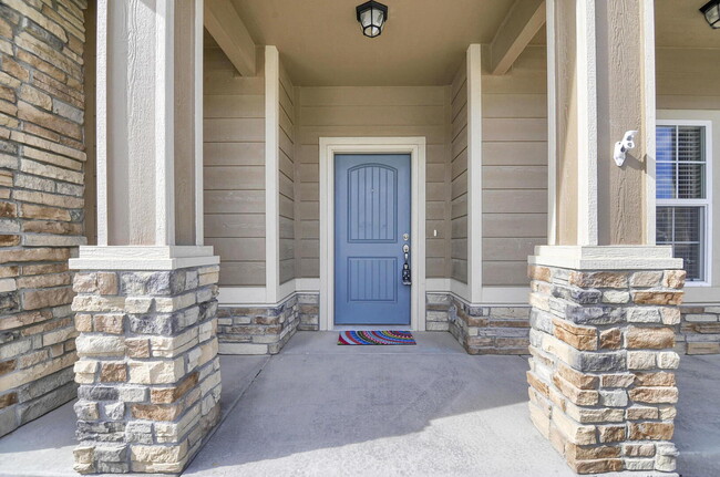Building Photo - 8166 Misty Moon Dr
