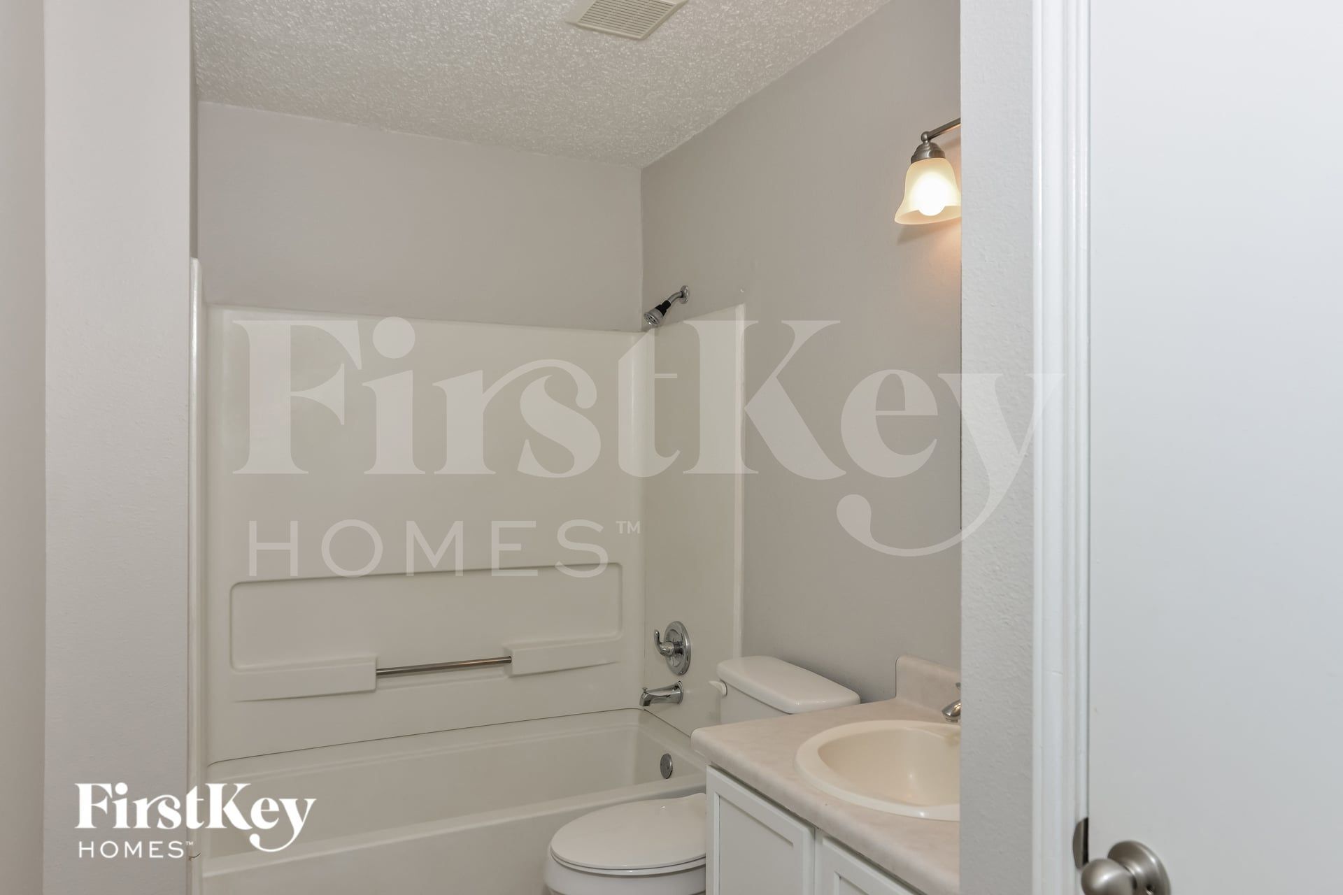Building Photo - 13391 Greenstone