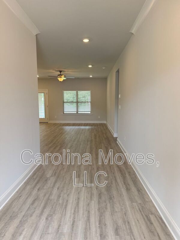 Building Photo - 3 Bracken Wds Wy