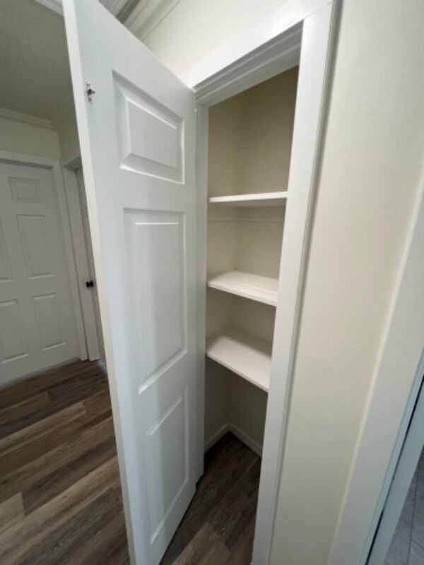 Building Photo - 678 Wood Dr Ext